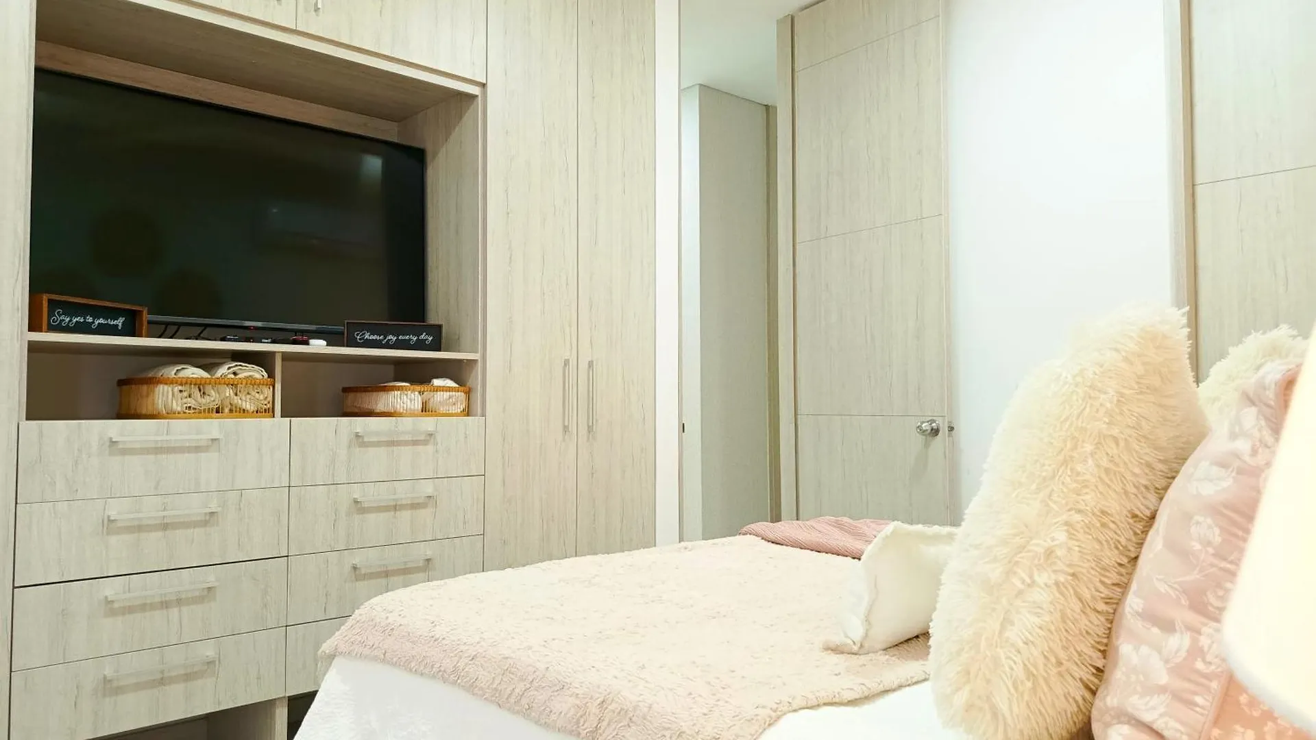 Apartasuites Samaria - Club De Playa Санта-Марта